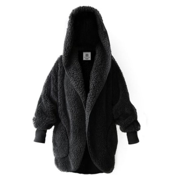 Sherpa Cardigan in Black - Picture 2 of 9
